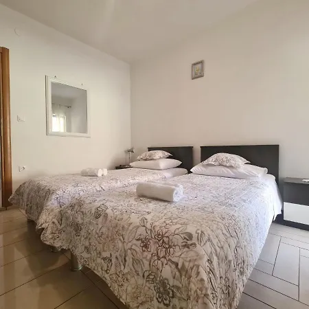 Apartment Tanja - Srd403